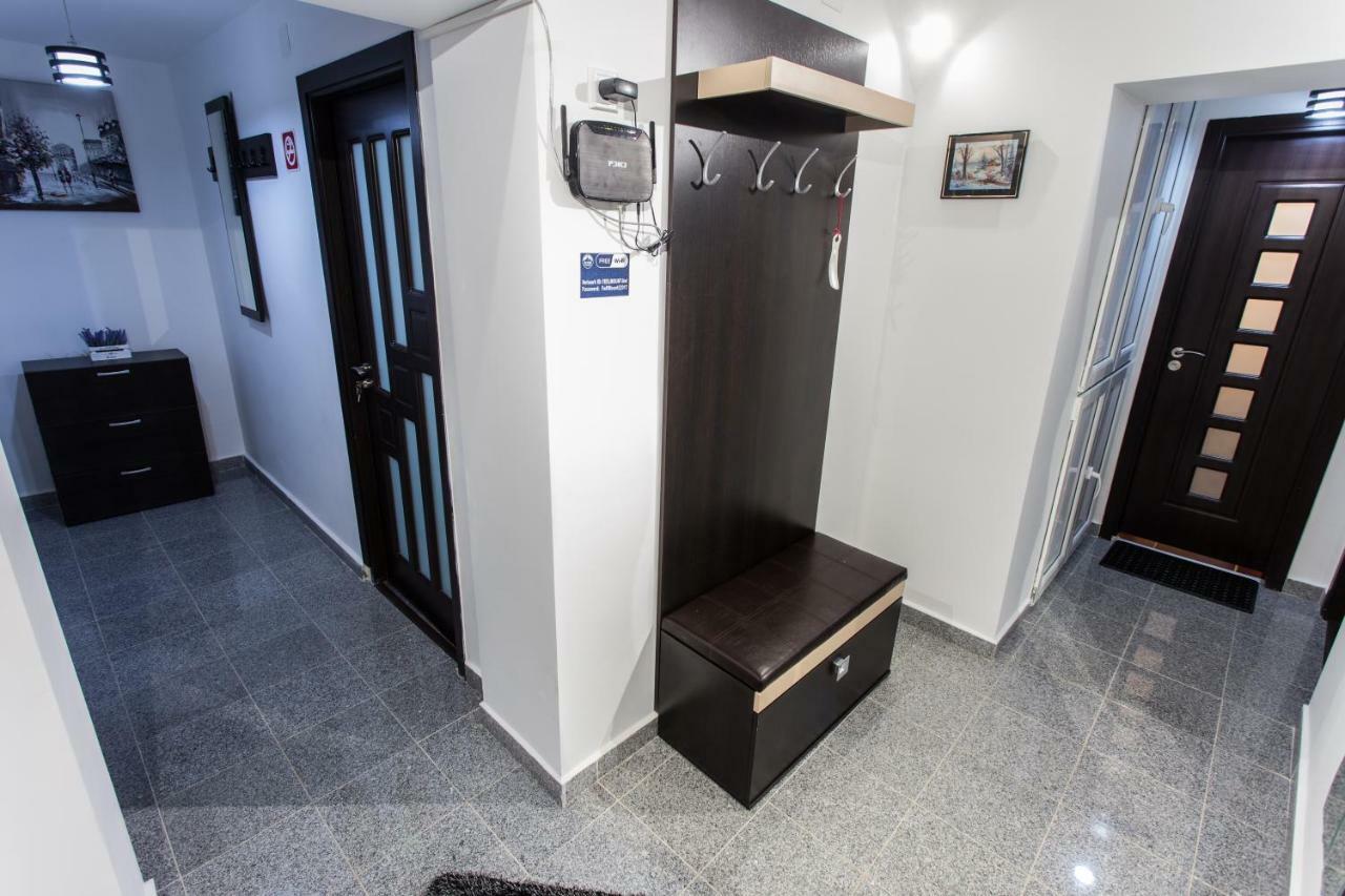 Ferienwohnung Apartament Feelmount Buşteni Exterior foto