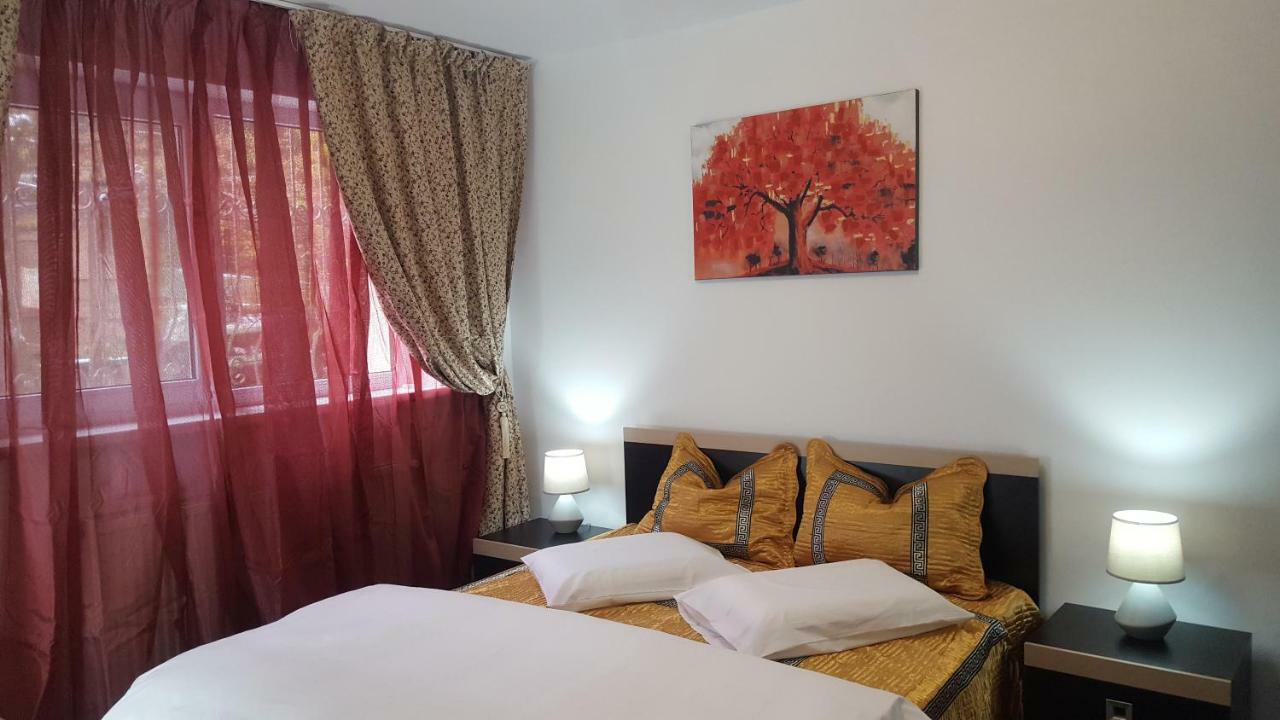Ferienwohnung Apartament Feelmount Buşteni Exterior foto