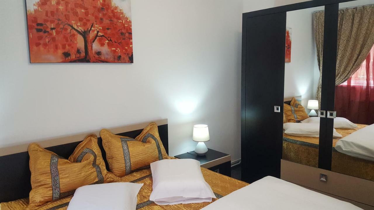 Ferienwohnung Apartament Feelmount Buşteni Exterior foto